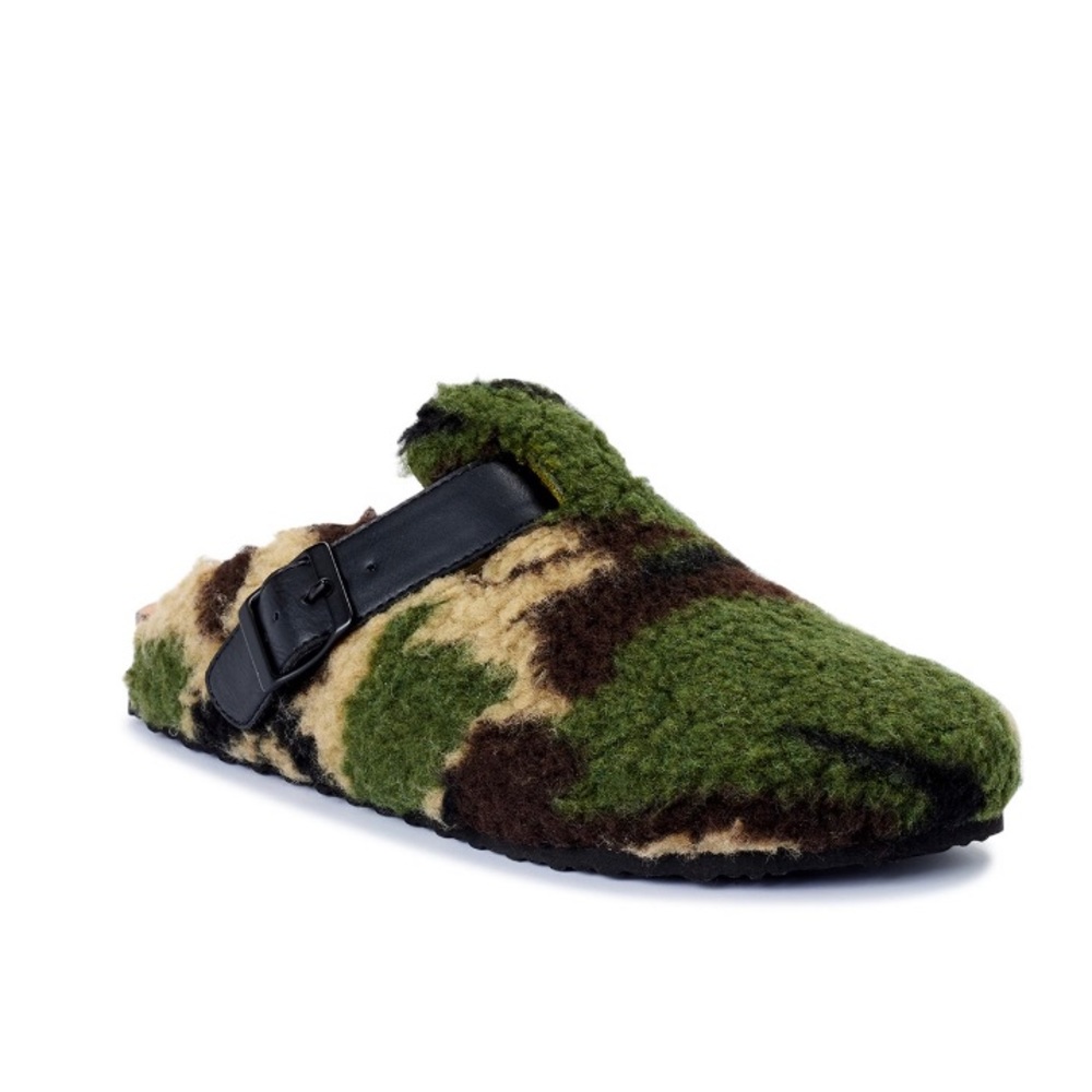 Time and True Women’s Buckled Sherpa Clog - Camo